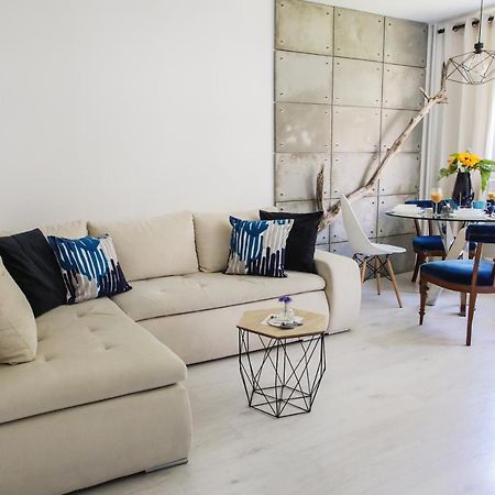 Apartament Szaro Na Bialym Władysławowo Esterno foto